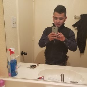 Meet your Posher, Luis